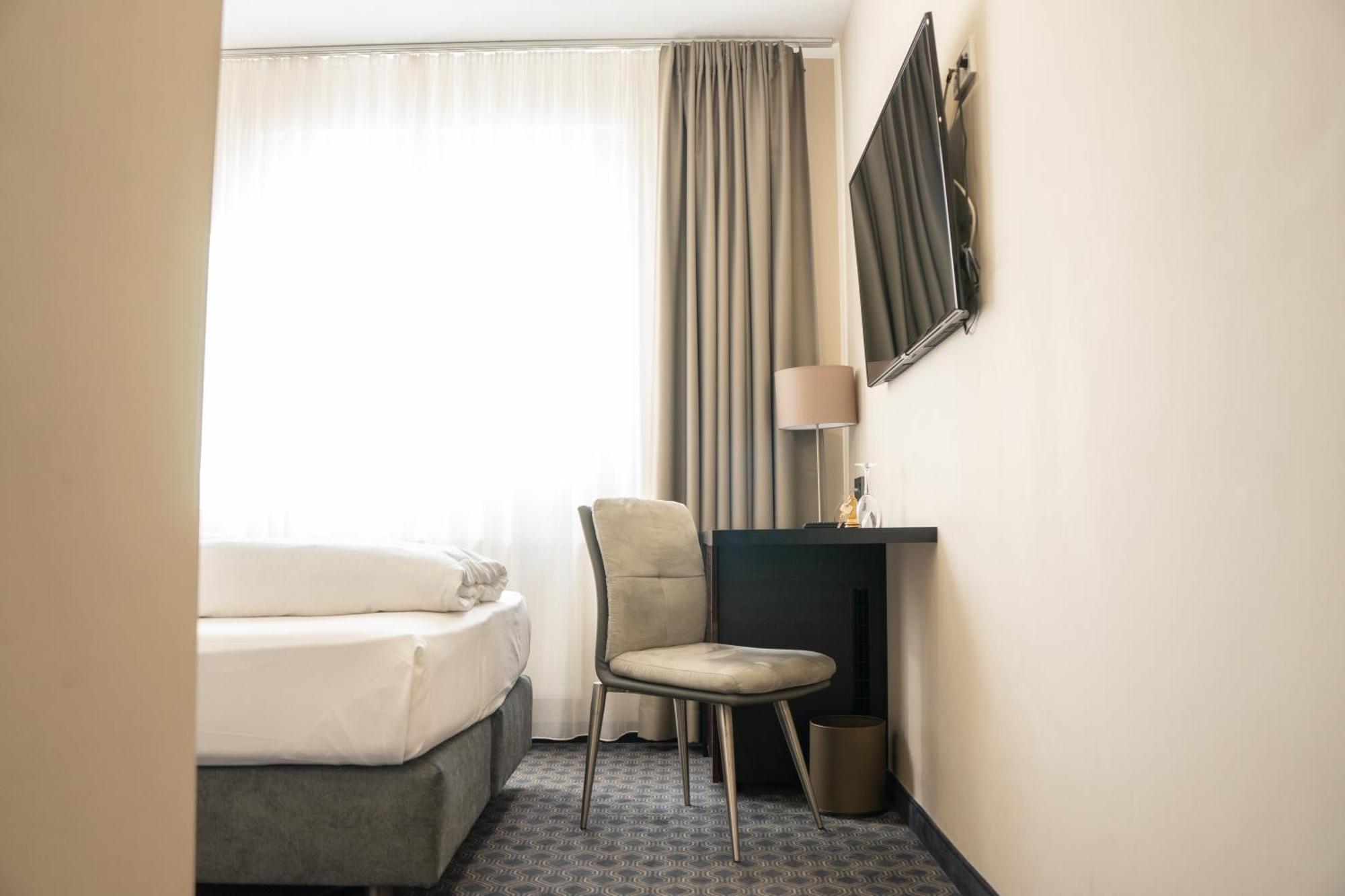 Remstal Hotel Weinstadt Ngoại thất bức ảnh