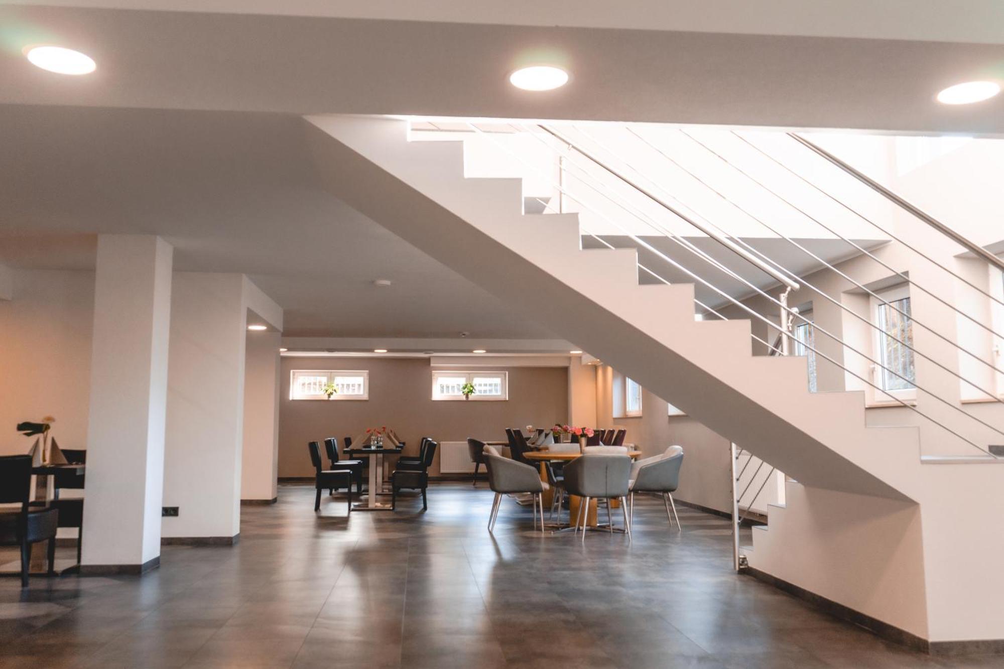 Remstal Hotel Weinstadt Ngoại thất bức ảnh