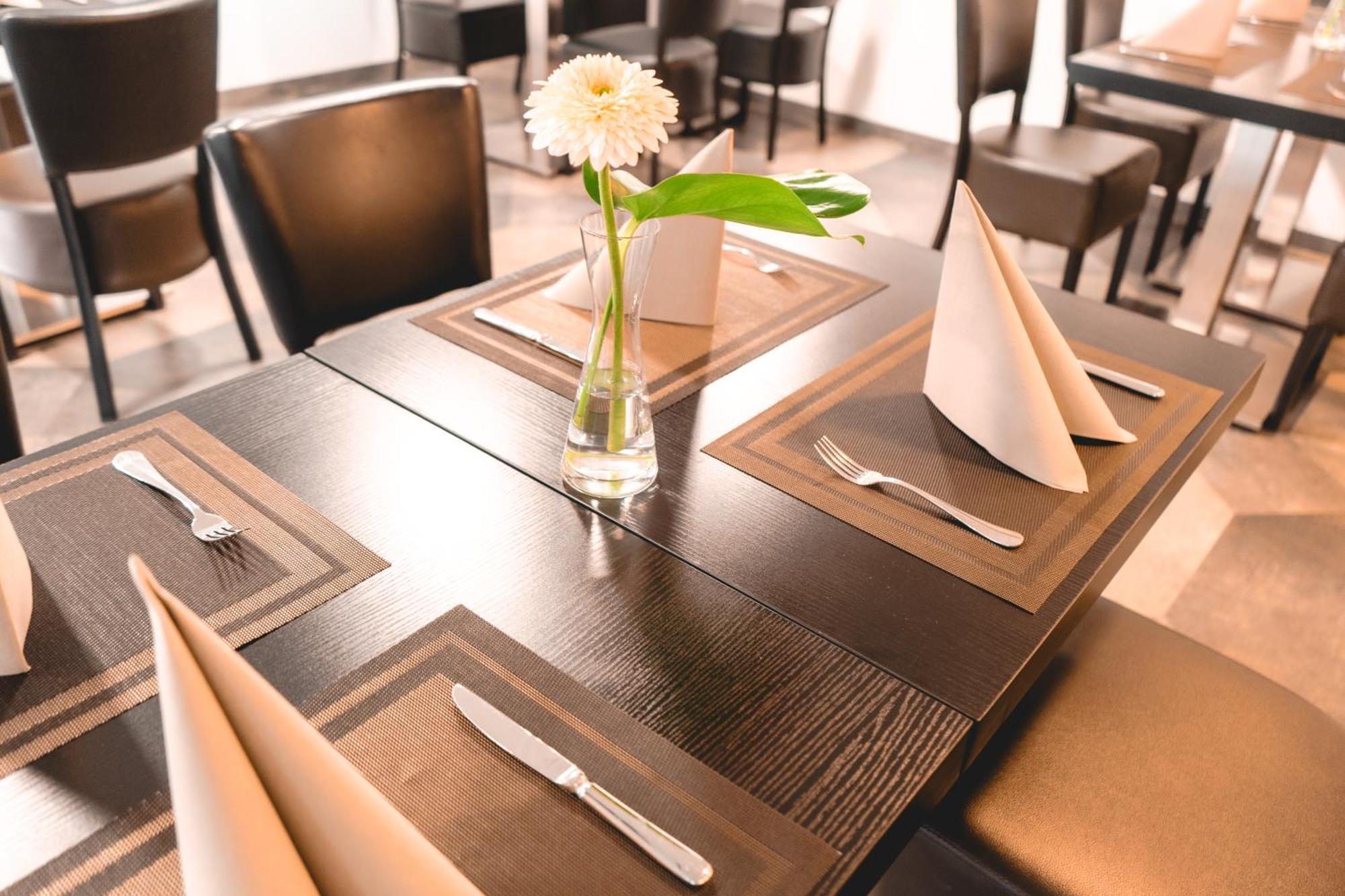 Remstal Hotel Weinstadt Ngoại thất bức ảnh