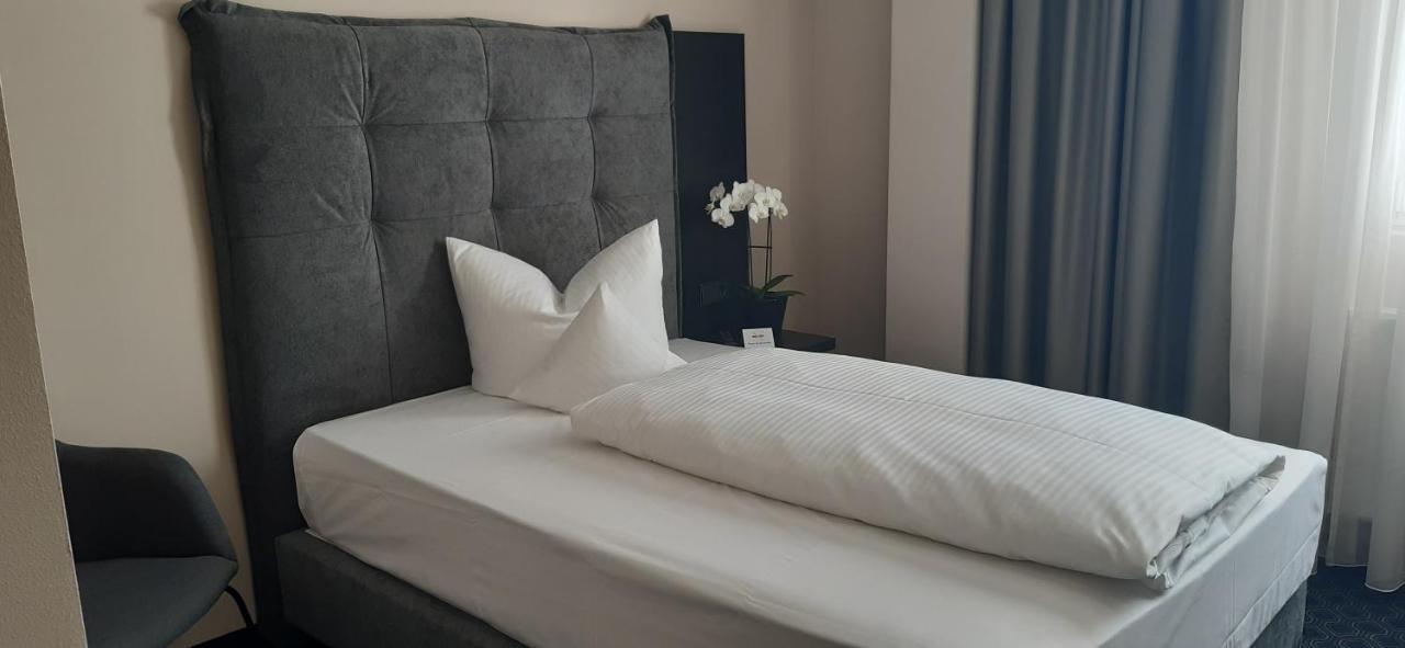 Remstal Hotel Weinstadt Ngoại thất bức ảnh