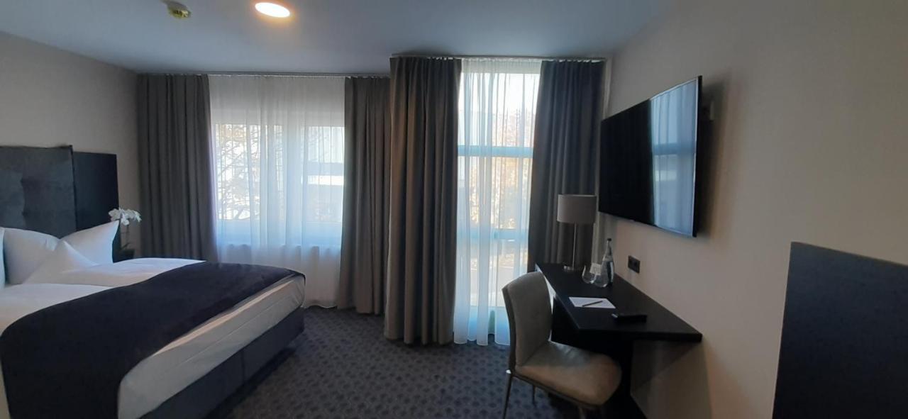 Remstal Hotel Weinstadt Ngoại thất bức ảnh